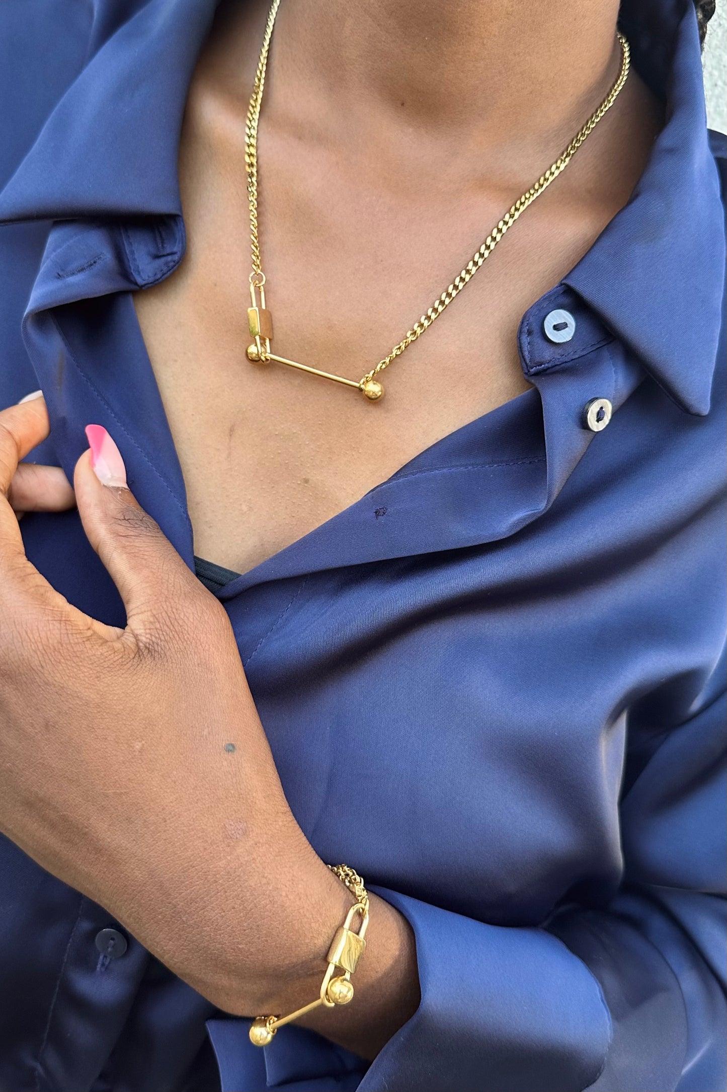 Conjunto Corrente Dourada